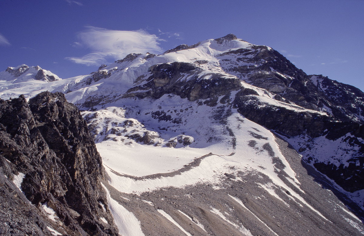 Langtang valley trek with Yala peak summit — photo 1